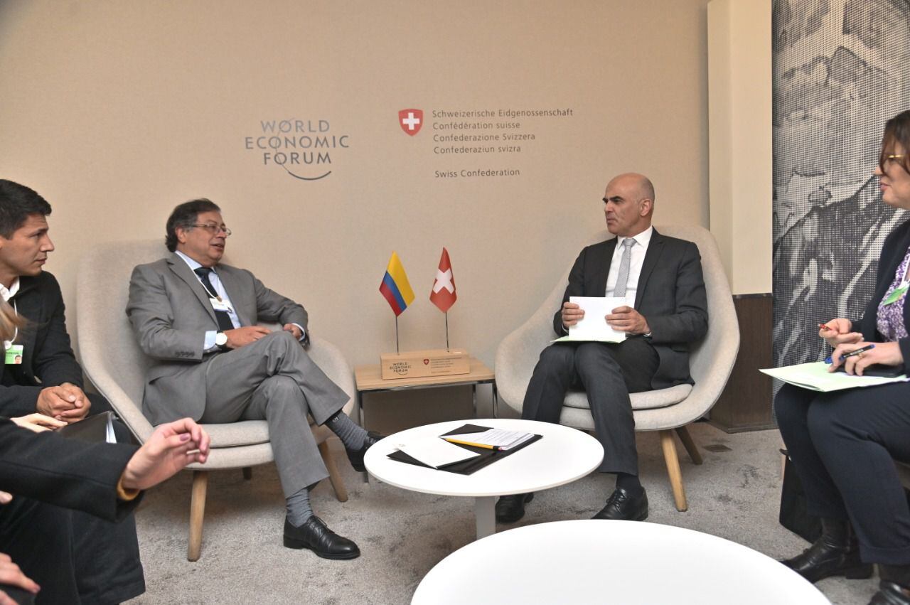 El presidente Gustavo Petro se reunió con el presidente de la Confederación Suiza, Alain Berset con quien reforzó relaciones en el marco del Foro Económico Mundial