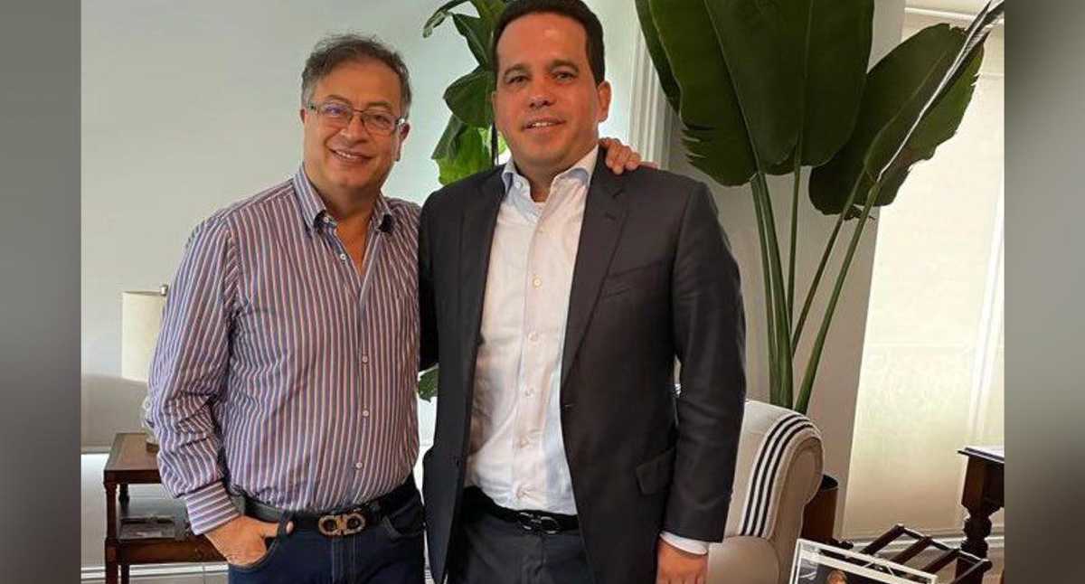 Durante la campaña presidencial, el senador Carlos Andrés Trujillo se reunió con el ahora presidente Gustavo Petro.