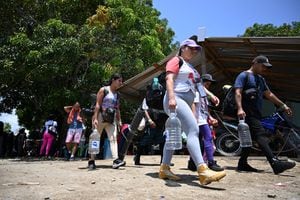 Una selva inexpugnable y el cartel de cocaína más grande del mundo son el terror de los migrantes en Colombia. (Foto de Raúl ARBOLEDA / AFP)