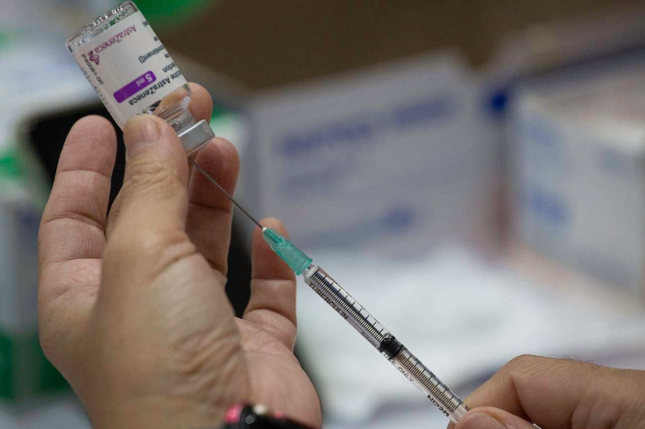 Se pronostican ganancias por venta de vacunas AstraZeneca