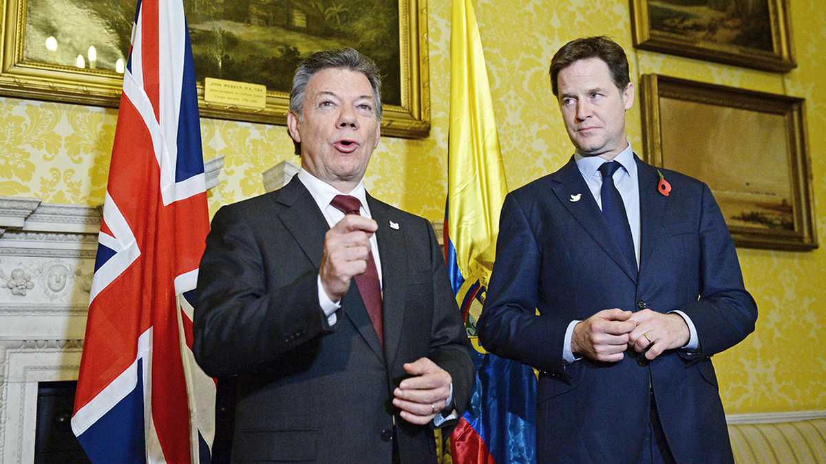 Juan Manuel Santos y el viceprimer ministro del Reino Unido, Nick Clegg.