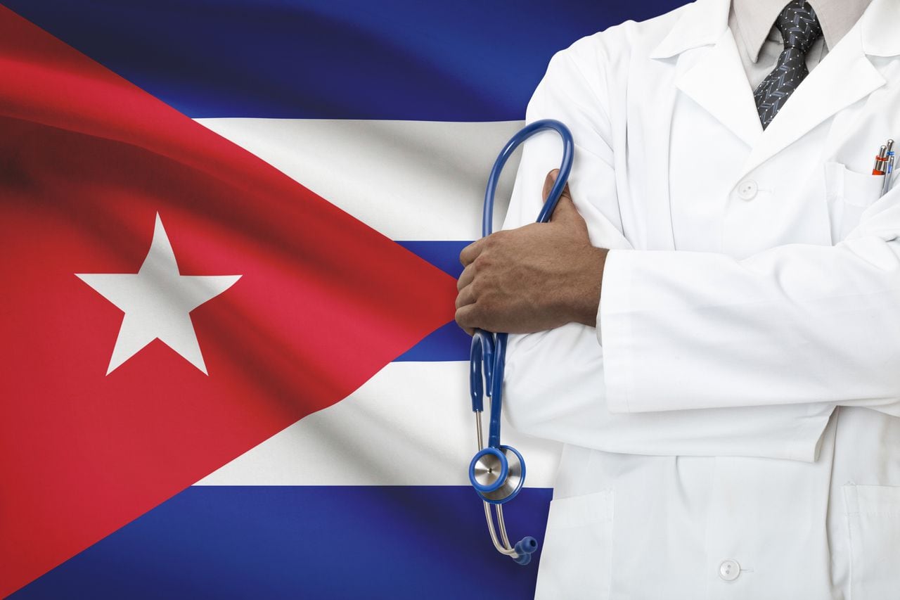 Foto de referencia sobre un médico en Cuba