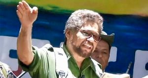 El jefe de la Segunda Marquetalia, refugiado en Venezuela, está reclutando personas en Ecuador para extender los tentáculos de lo que ha denominado una guerrilla latinoamericana.