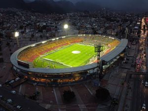 Regreso al futbol con publico en el Estadio El CampinSanta Fe vs NacionalPanoramica Bogota 3 de agosto del 2021Foto Guillermo Torres Reina / Semana