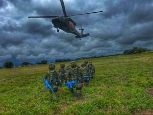 Curso de asalto aéreo en Colombia para Ejércitos extranjeros