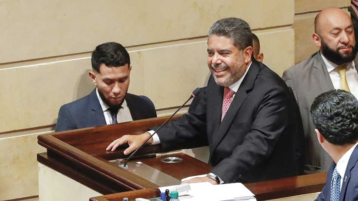 Carlos Hernán Rodríguez se posesionará en la Contraloría General en la primera semana de septiembre. 