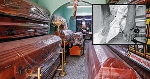   Autoridades investigan las irregularidades que se cometen en algunas funerarias. Al menos seis academias de ciencias forenses están en el ojo del huracán.