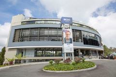 El Campus en Medellín esta ubicado estratégicamente entre el Aeropuerto Internacional José María Córdoba y la capital de Antioquia.