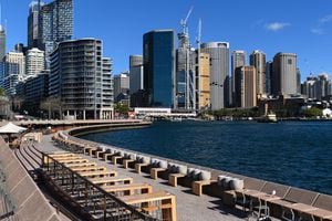 This picture shows the usually-busy harbour front area in Sydney on June 26, 2021, after authorities locked down several central areas of Australia's largest city to contain an outbreak of the highly contagious Delta variant. (Photo by SAEED KHAN / AFP)