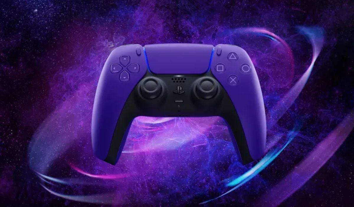 El control dualsense 'galactic purple' es una de las ediciones disponibles para PS5