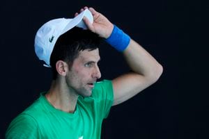 Novak Djokovic está en el ojo del huracán por su decisión personal de no vacunarse