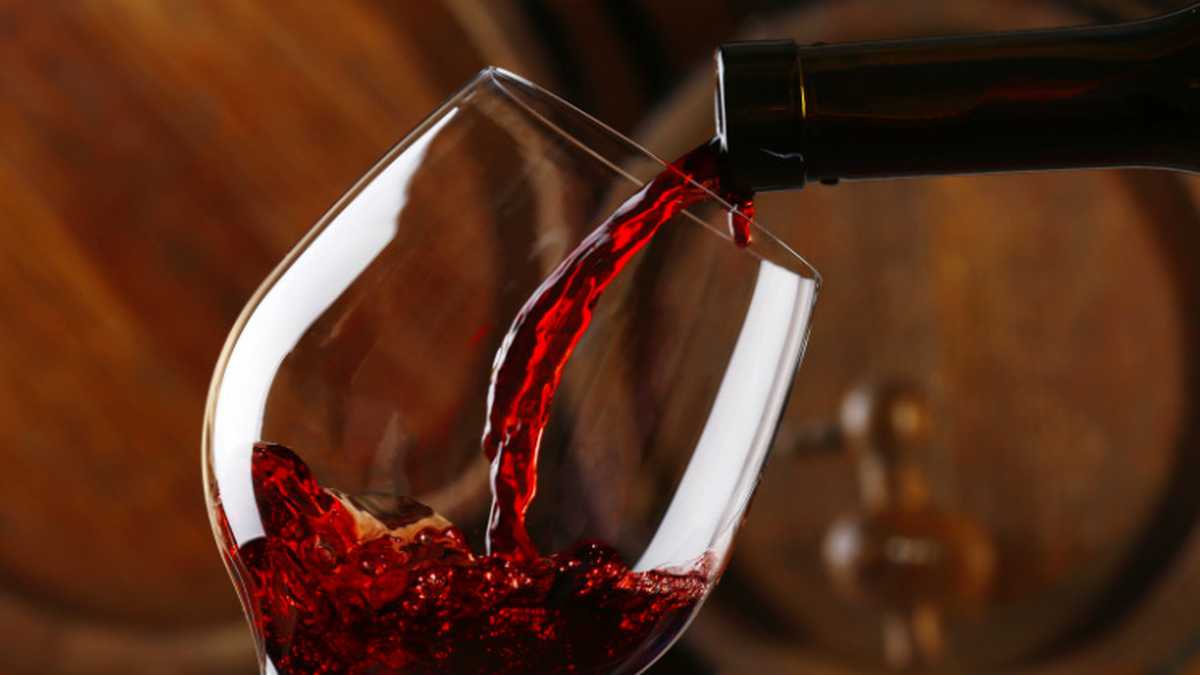 Hay que tener en cuenta que la oxidación del vino comienza desde el momento en el que el corcho sale.