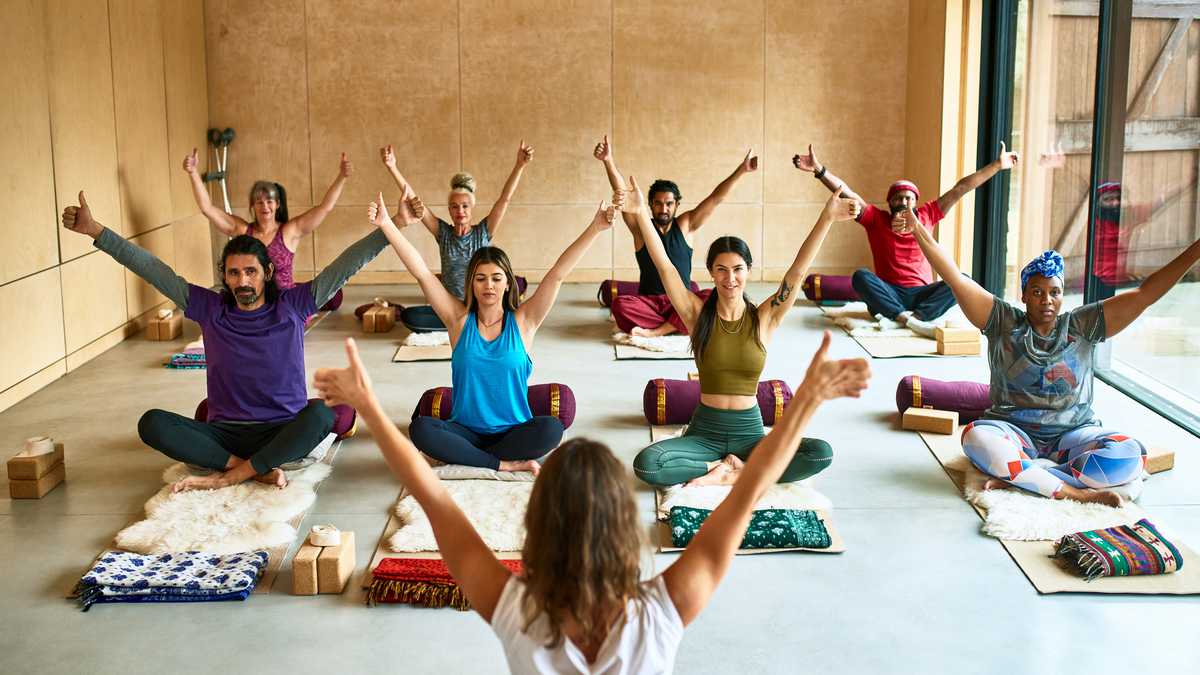 Según las Naciones Unidas, el yoga redujo el estrés durante el aislamiento por el Covid-19.