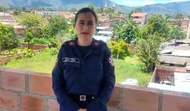 Comandante de bomberos de Mogotes, Gloria López