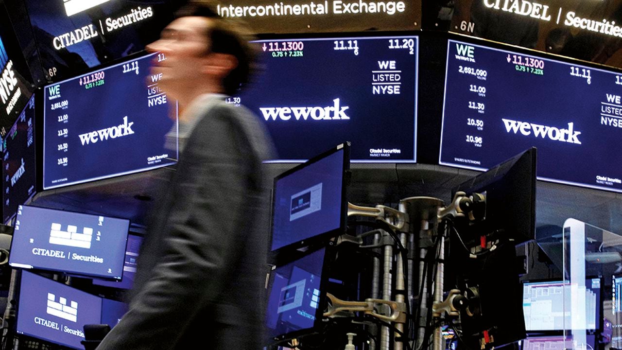  El 21 de octubre, la acción de WeWork se listó en bolsa mediante la fusión con una special purpose acquisition company (SPAC) y quedó valorada en 9.000 millones de dólares.