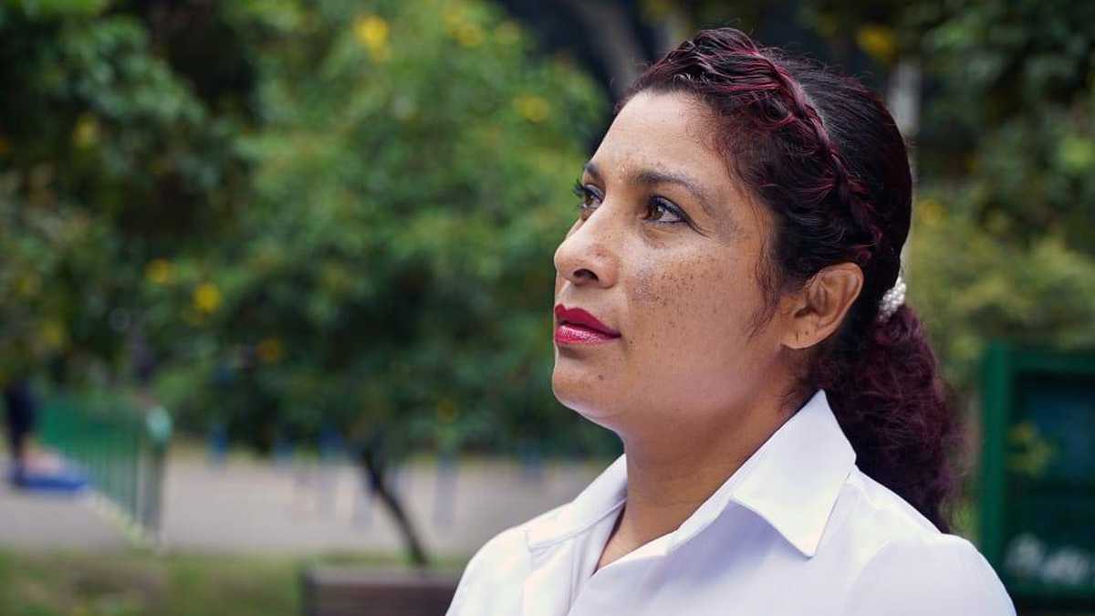 Luz Marina es candidata al consejo municipal de Mesetas. Está ansiosa por saber si el pueblo le permitirá representarlo en la vida política. 