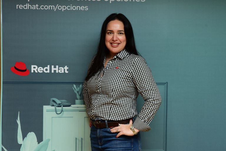 María Bracho, CTO para América Latina de Red Hat, destaca que la compañía ofrece soluciones tecnológicas para todas las necesidades de las empresas.