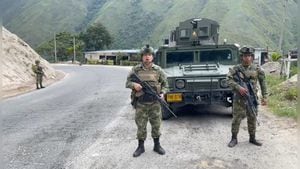 Paro armado: El Ejército se despliega por las vías de Norte de Santander y Antioquia