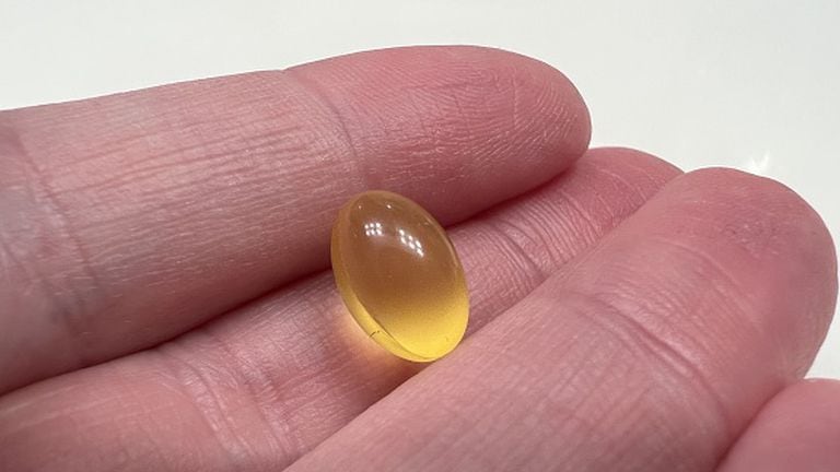 Además de las que se encuentran en los alimentos, existen vitaminas en forma de complejos vitamínicos que se encuentran en las droguerías o almacenes de cadena cercanos en forma de pastillas, cápsulas y comprimidos efervescentes.  (Photo by Smith Collection/Gado/Getty Images)