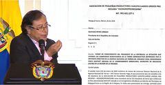 Presidente Gustavo Petro y carta de familias entrega fica "improductiva"