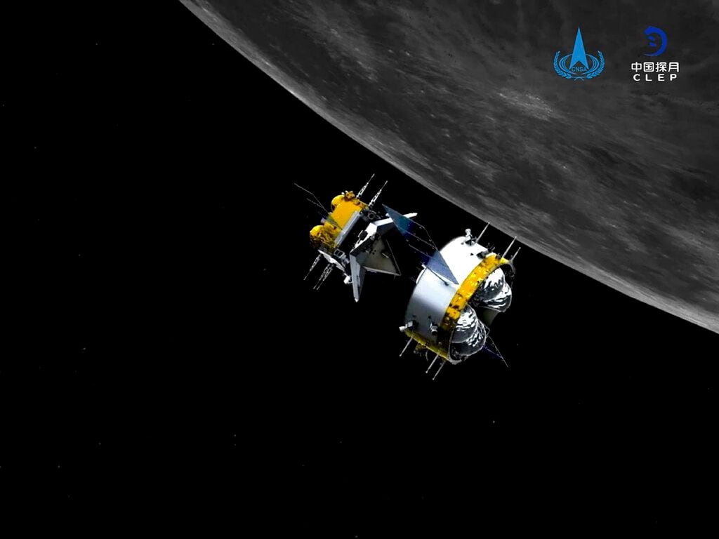 El módulo de regreso de la sonda espacial Chang’e-5 aterrizó “con éxito” durante la noche en la región de Mongolia Interior (norte), informó la agencia espacial china (CNSA) en un comunicado.