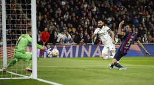 Benzema marcó el primero, sin embargo, un fuera de lugar se lo invalidó.