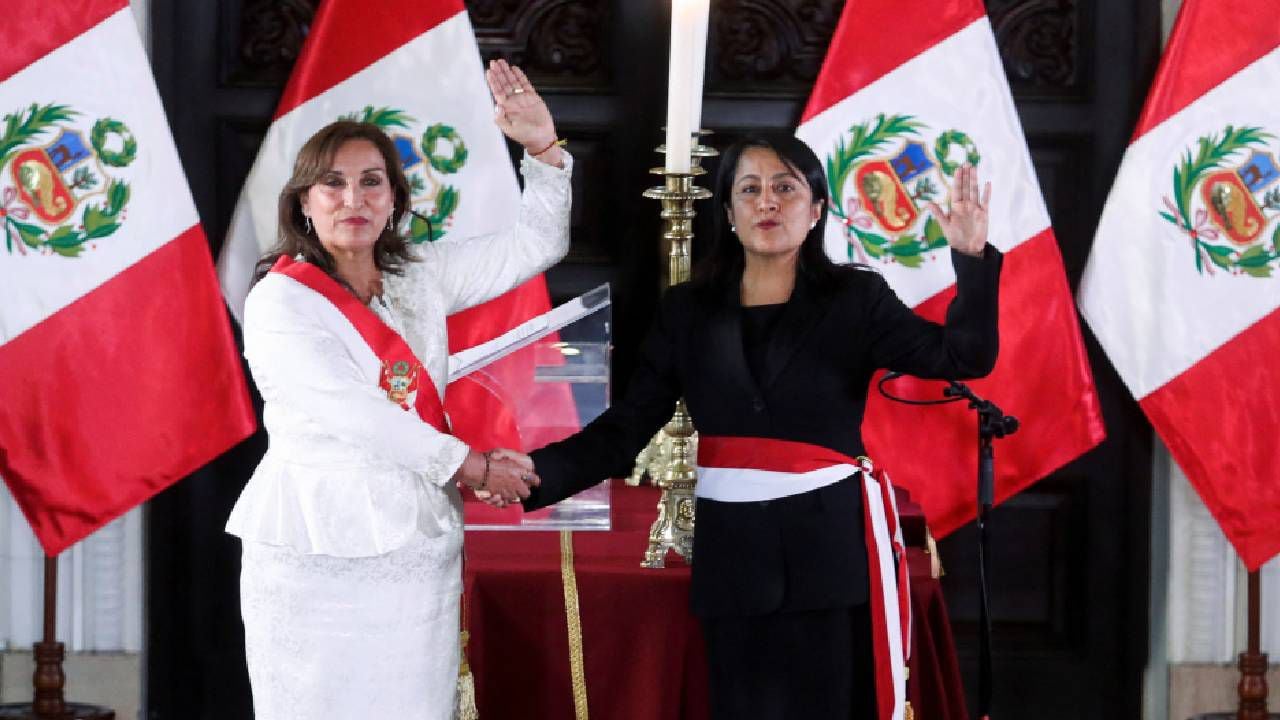 Archivo: Presidenta de Perú, Dina Boluarte, presenta su nuevo gabinete, en Lima.