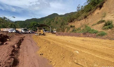 La vía Cúcuta-Ocaña aún permanece cerrada.