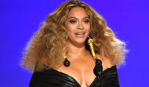 Beyonce, la popular cantante de Estados Unidos, sacará un nuevo álbum musical el próximo 29 de julio