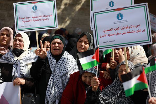 Mujeres palestinas protestan en la Franja de Gaza.