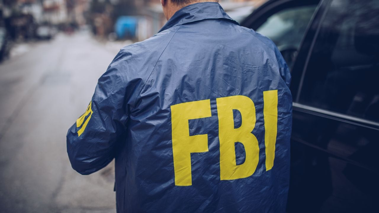 El FBI captura a un hombre señalado de matar cuatro personas.