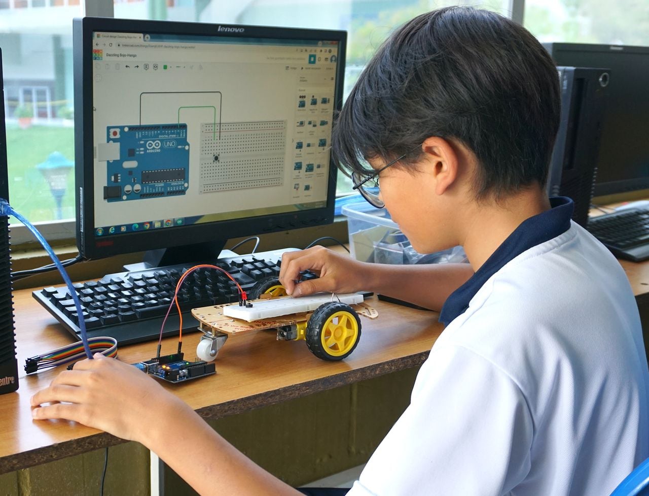 En el Colegio Calatrava fortalecen el programa de educación en programación y robótica.