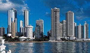 Al parecer los rascacielos de Ciudad de Panamá, hacen que tenga un aire a Miami, Estados Unidos