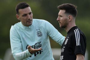 Lionel Scaloni pretende darle acción a Messi en los dos partidos que tienen esta fecha
