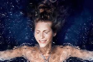 water, spa, therapy, swimming, wet, woman, lady, submersed, bath, shower, beauty, treatment, skin, care