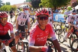 El ciclista Nairo Quintana agradeció a sus fanáticos por las oraciones hacia su padre enfermo