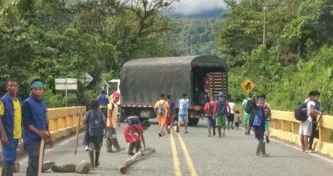 Paro de indígenas y camioneros en Chocó.