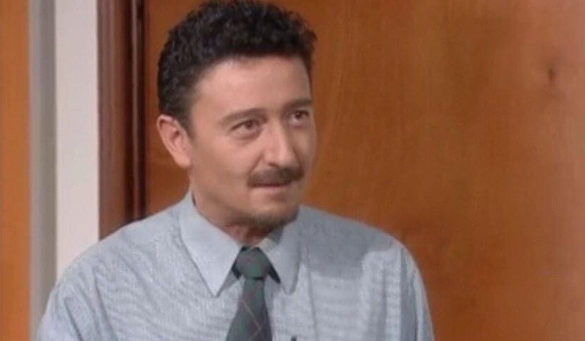 León Jaramillo interpretó a Saúl o 'Guti Guti' en la serie escrita por Fernando Gaitán. Foto: Captura de pantalla - RCN