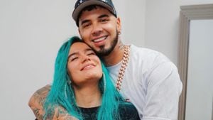 El regalo de Anuel a su nueva novia, despertó la comparación de muchos seguidores con los detalles dados a Karol G. Foto: Instagram @karolg