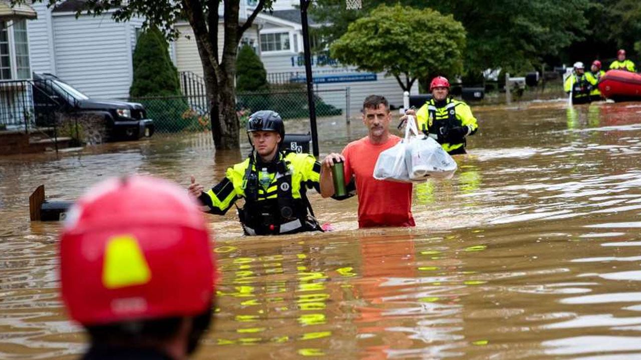 Al menos 21 muertos y 45 desaparecidos por una inundación en Tennesse, EE.UU.