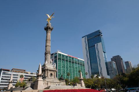 El monumento del Ángel de la Independencia comúnmente conocido como El Ángel en el centro de la ciudad el 26 de diciembre de 2022 en Ciudad de México, México.