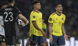 Colombia's Radamel Falcao (R) reacts after missing a goal during the South American qualification football match for the FIFA World Cup Qatar 2022 at the Mario Kempes Stadium in Cordoba, Argentina on February 1, 2022.
Juan Mabromata / AFP