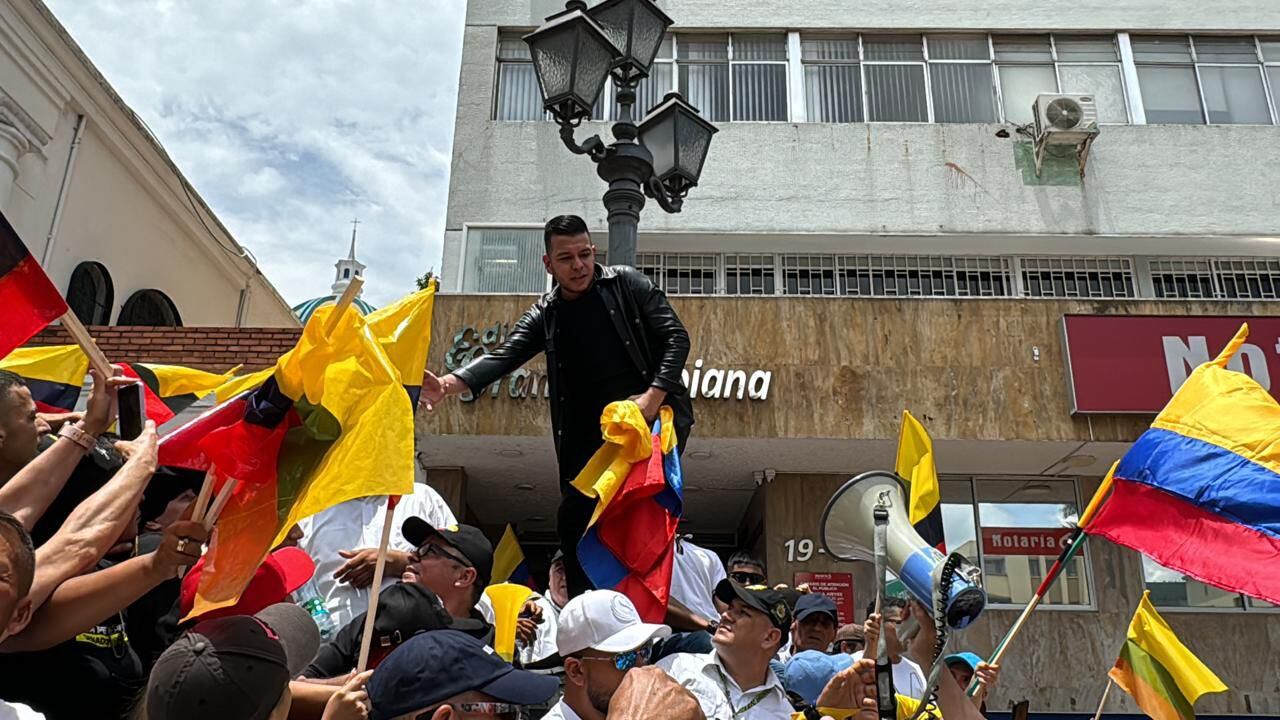 Jota Pe Hernández, protagonista en las marchas del 21 de abril