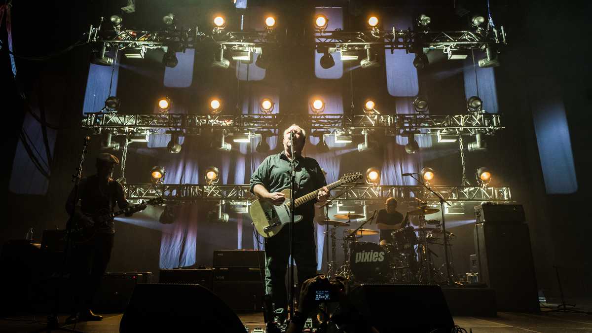 A CORUNA, SPAIN - OCTOBER 26: Pixies perform on stage at Coliseum A Coruña, on October 26, 2019 in A Coruna, Spain. (Photo by Cristina Andina/Redferns)