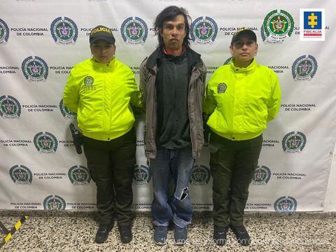 Fueron dos los delitos que imputó la Fiscalía en contra de Juan Pablo González Gómez, el hombre señalado del abuso sexual en contra de una menor de edad en la estación de Transmilenio