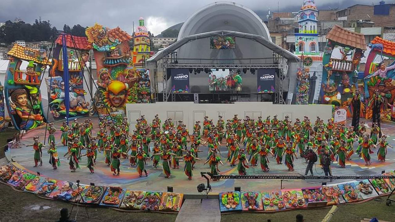 El lema de esta edición del Carnaval de Negros y Blancos es ‘Vuelve y juega el carnaval’.