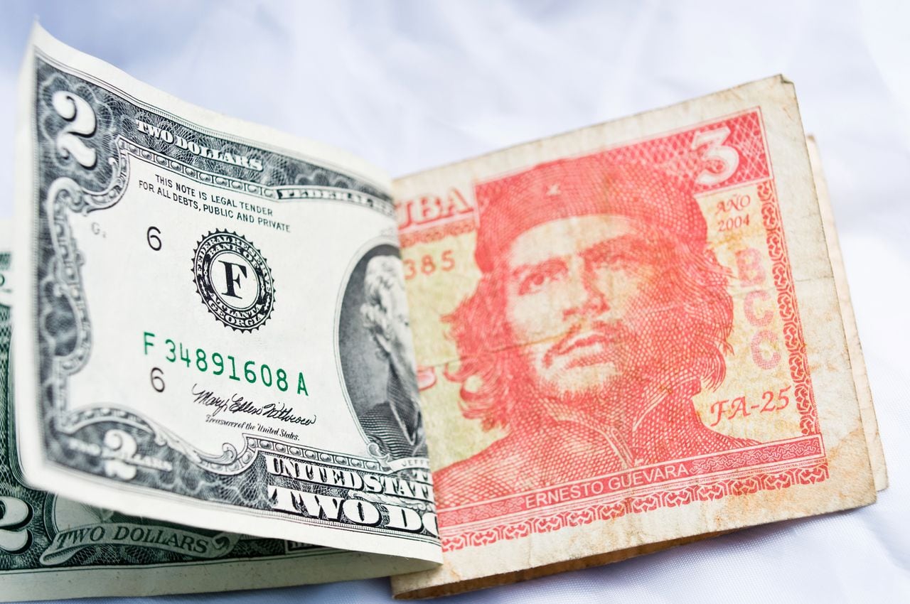 Monedas de Estados Unidos y Cuba