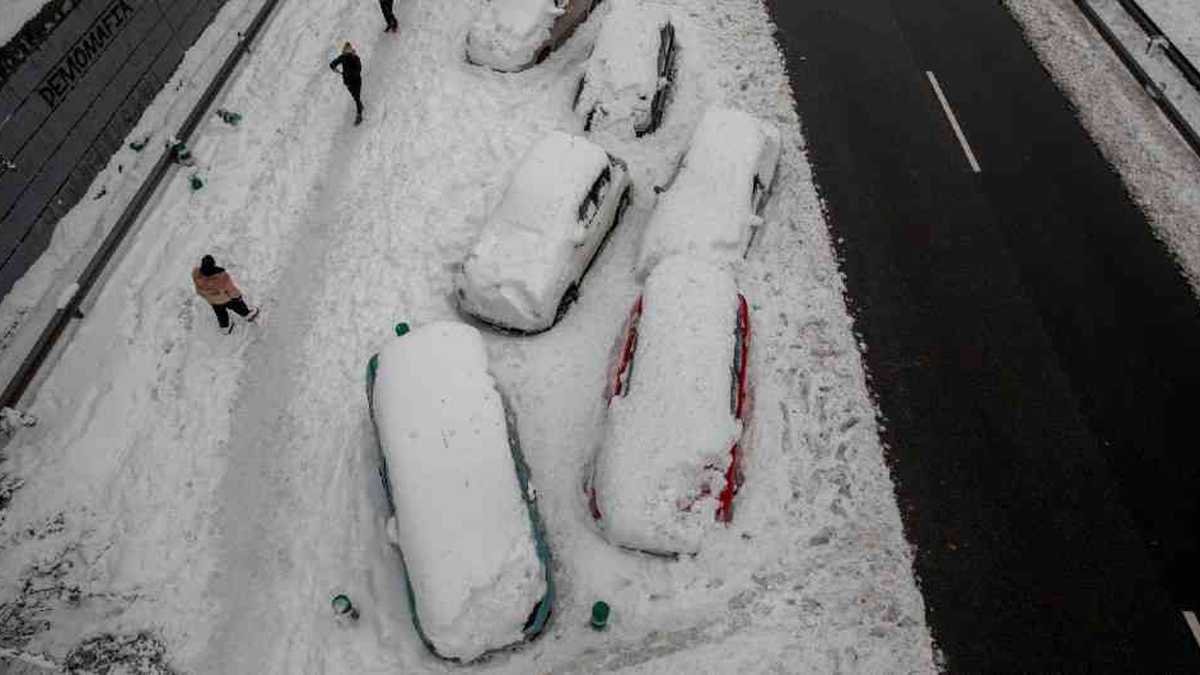 Tormenta de nieve en España ya deja cuatro personas muertas.
