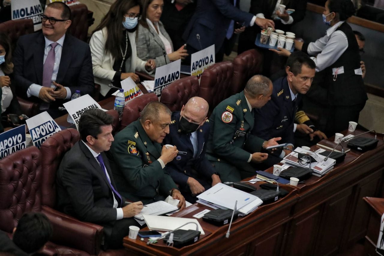 Moción de Censura Ministro Diego Molano, cupula militar