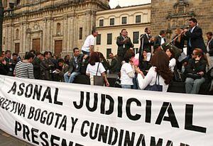 El sindicato Asonal judicial inició este miércoles un paro nacional indefinido. 